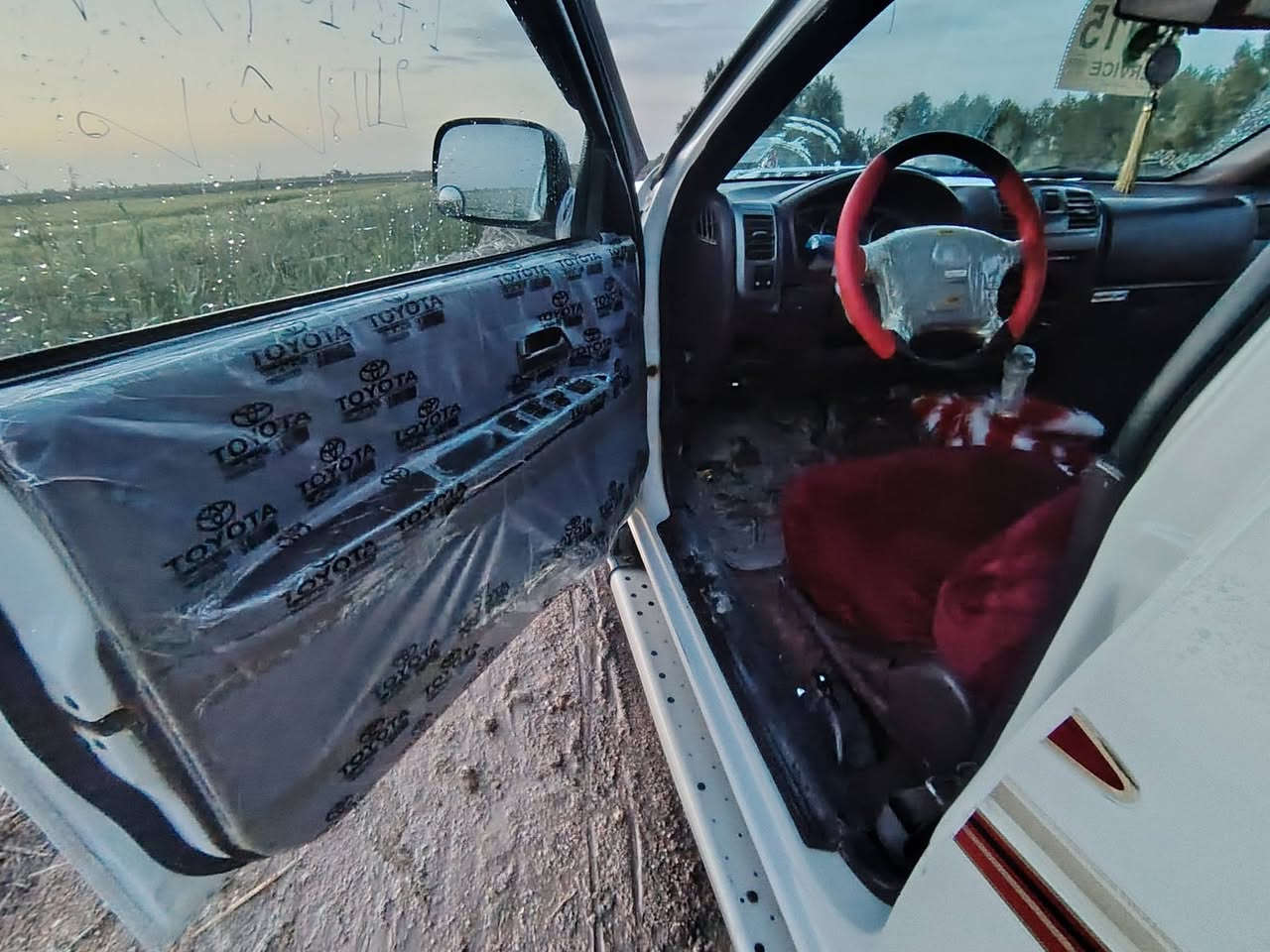 سلام عليكم للبيع بيكم كريت ول موديل 2015مكفوله كفاله عامه سياره جديده كلش رقم مثنى سنويه جديده لل 2031 تخم تاير جديد حداديه جديده السياره عليها ادامه كامله محرك لاتنقيص ولاتبخير لاخياس ولاكص على وظع الشركه المكان ديوانيه الحمزه  الشرقي  السعر 80وبيها مجال للستفسار اكثر اتصل على الأرقام ***********
***********
