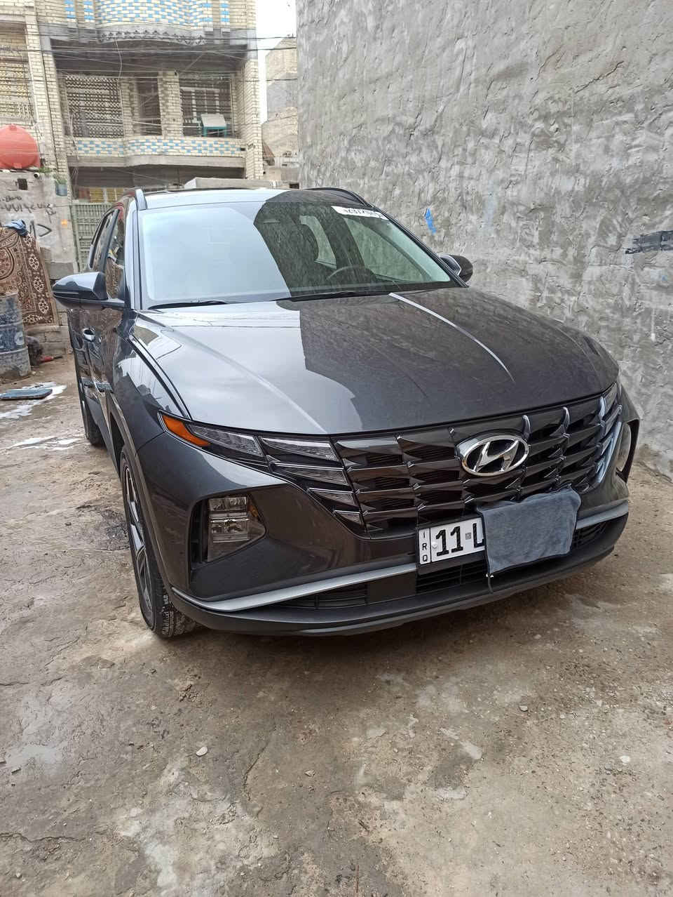 السلام عليكم … للبيع فقط
توكسان ٢٤ دخول جديد بدون رقم منفيس باسمي (   ) بدون ايرباك 

السياره ماشيه ( 17 الف مايل ) جديده كلش وبدون نفص  لون  مميز  مواصفات السياره 

بصمه 

فتحه سلايد روف 

شاشه كبيره + كامره ه

كشنات جلد اسود ملكي 

كشن كهرباء 

رادار امامي وخلفي وجانبي 

ويل كب كروم حجم 19 

اشاير بل مري 

قياده ذاتيه + تحكم استيرن 

لد ليلي نهاري 

سايد بريك بصمه

كشنات تدفئه

تبريد قطعتين 

شاشه تدعم الكار بلي 

شحن واير لس 

جنطه كهرباء 

بصمه تشغيل + بصمه أبواب 

اشاره ترحيب عند الاقتراب 

مكان السياره بغداد مدينة الصدر حي طارق شارع الوسط 

لمعرفه السعر اتصل وتدلل


**إذا كنت صاحب هذا الإعلان وتريد حذفه لأي سبب، رجاءا أرسل رسالة إلى الدعم الفني**