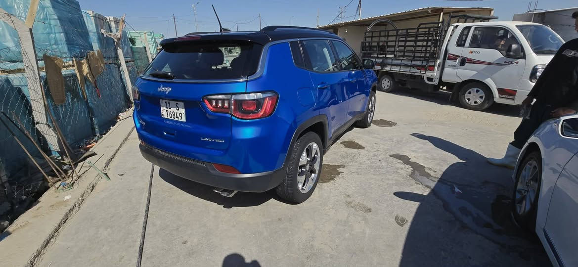 السلام عليكم سياره جيب كومبارس 2020
فئه لمتد
محرك 2400   
فول مواصفات 1 / 1  

رقم بغداد 
مواصفات خاصة فول للاخير

خمس كامرات 
كشنات جلد 
كشن كهربائي +  تبريد و تدفئة كشنات 
رادارات جميع الجهات
زينون عالي ناصي 
سستم صوت كامل داخل السيارة
بصمة تشغيل وابواب وتشغيل عن بعد
صندوك كهربائي 
شاشة ايباد تدعم كار بلي 
تبريد قطعتين
تحكمات استيرن جهتين امامي خلفي 
هواي بعد بيها مواصفات
سعرها اتصل وتدلل
مكان السيارة ديوانيه
واتساب او الاتصال عالرقم ***********
