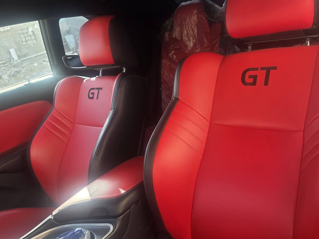 السلام عليكم جالنجر ٢٢ جي تي سياره جديده حيل 
اجت من امريكا حادث جاملغ وبنيد 
وبل فحص هنا طلع بيها كلير ٣ قطع كلير امريكا 
رقم اربيل ب اسمي بيع او مراوس بشي أحدث 
السعر ١٦٥ وبيها مجال 
حاليا بل بصره مكانها 
***********
