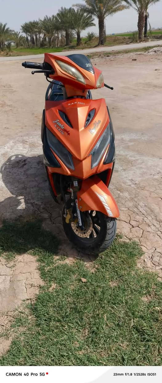 دراجه لبيع تفاصيل دراجه يم هذه رقم *********** 
علي فاضل
