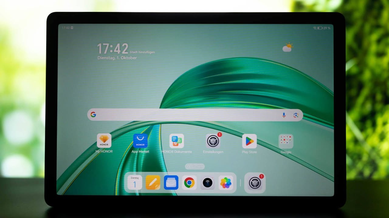 السلام عليكم و رحمة الله

تابلت Honor pad X8a

ذاكرة 128
رام 6 

الشاحنة و الكيبل ما مفتوحات

الغراض : 

حماية شاشة 
Cover اصلي 
هولدر ( حامل ) honor الاصلي

مشتغل يومين فقط 
اريده ب 220 الف

الجديد بالمجموعة ب 250 الف

رقمي ***********
