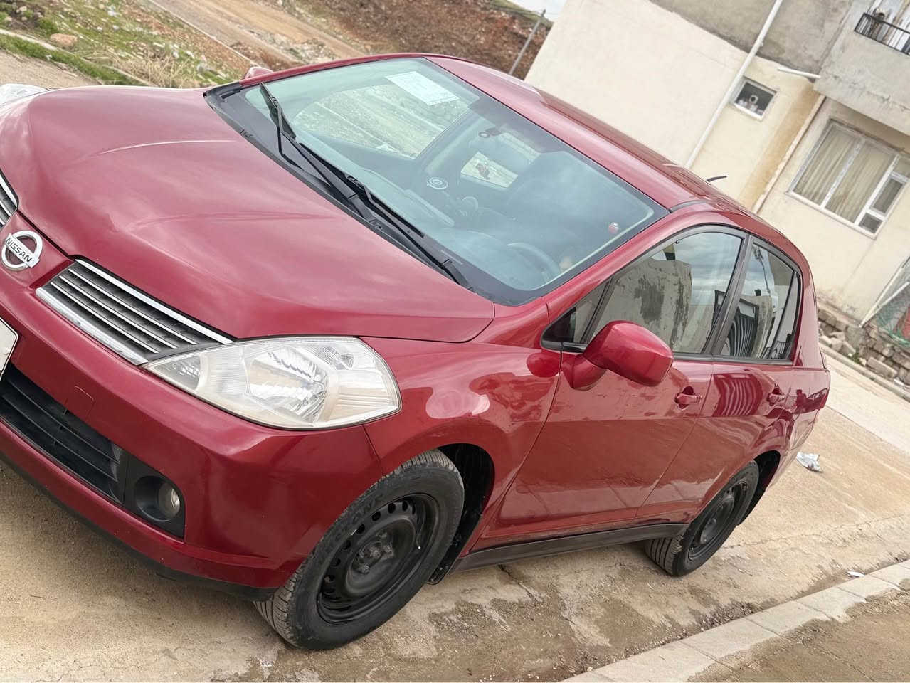 نيسان فيرسا ٢٠١١. توماتيك.    ٤ جام كارةبايي  شاشة كاميرة.   تةبريد. سارو كةرم.   بيلا ١١٩٠٠٠ ياجوي.  بيجةك مةكينة ديكيلاهةي.  بوياخ نيف بولند سبخة بي داخلي ارباك.  رقموسنوي سةرفةجوي ٦٠٠$ دولار غرامة يل سةر دي سةعري هينةخار     رقم تلة فون واتساب. فايبةر.  ***********  
*********** اكر, نينوى
