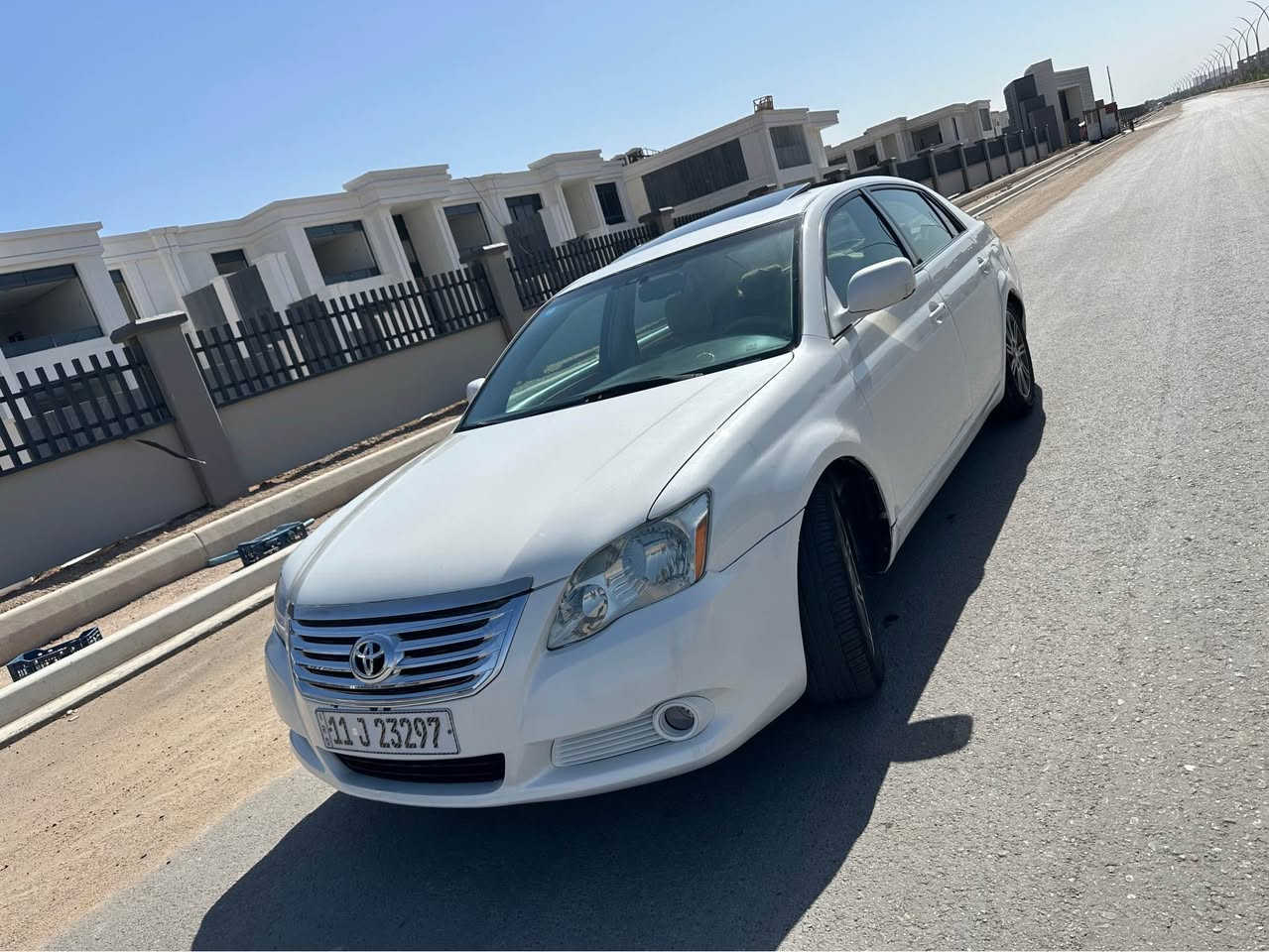 افلون 2007 
وارد خليجي 
لمتد (فول مواصفات)
بدون ضربه (فقط صبغ للجماليه)
كير ومحرك بالشرط
بجم جديد محدث 2009
بك لايتات محدثه 2009
لايت عالي زنون
حداده اماميه خلفيه مضبوطه
تخم تايرات 
تبريد ثلج
رقم بغداد مشروع وطني (باسمنه )
عنواني البصره/الصالحيه
بيع فقط اعتذر عن المراوس
السعر ٩٥ وبيهه مجال 
*********** البصرة, العراق
