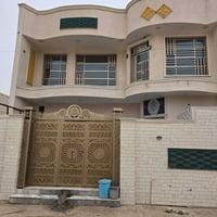 يتوفر لدى مكتب عقارات الماجدي بيت للبيع المساحه 210 م طابو زاعي سند 25...