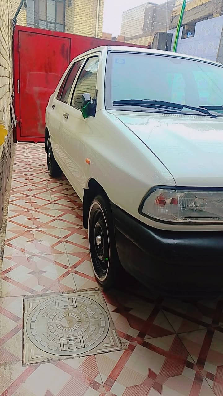 سلام عليكم عندي سياره سابه البيع 2022 سنوه يلى8.الي .20  رقمه كربلاء كنيزي سعر 65بيه مجاج رقم ***********
