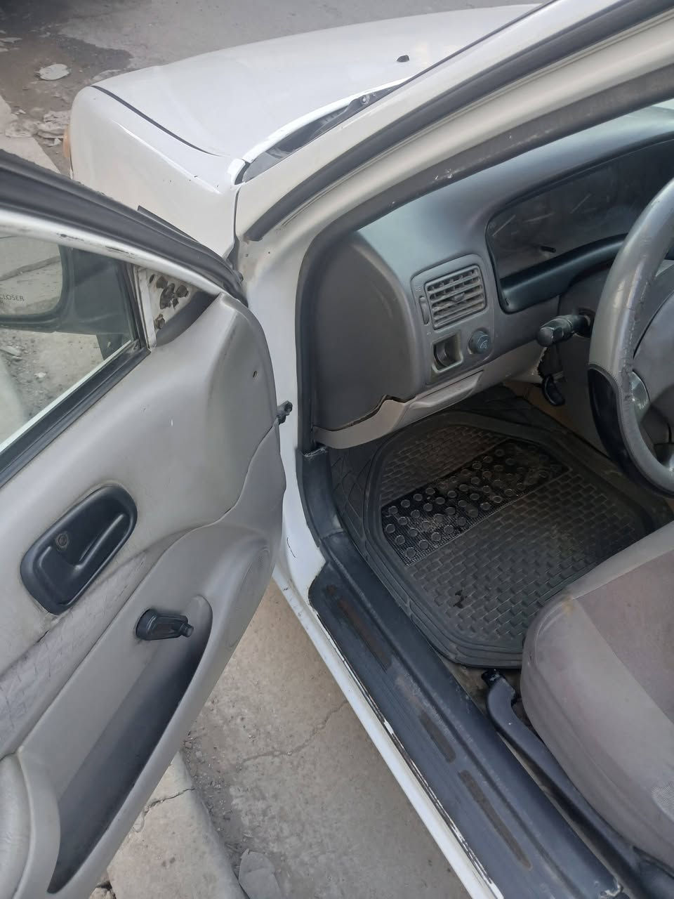 كورلا موديل 96 نظيفة كلش كير اوتوماتيك محرك 1800 محرك لاتبخير لاتنقيص سيارة ناعمةوخيرمن الله فقط مصبوغة احزام للجمالية  السيارة بااسمي رقم بغداد انكليزي سعر 55$ وبيها مجال حك الجية الاتصال على الرقم ***********
