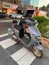 دراجة شحن • ٤ بطاريات • الكرادة