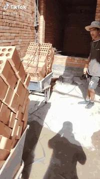 تصعيد وتنزيل • مواد بناء • طوابق ١-١٠