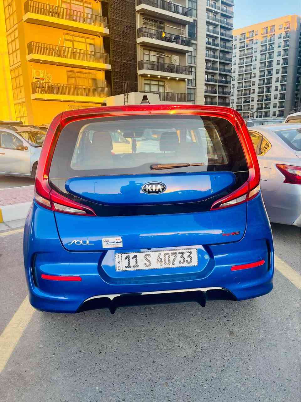 السلام عليكم ورحمة الله وبركاته 
كيا صول 
الفئه جيتي لاين 
لون ازرك جويتي 
موديل 2021
ماشيه 50 الف 
رقم بغداد 
ستيرن حرف D رياضي 
كامره شاشة
تحكم جهتين 
رادار امامي 
نقطة عمياء 
قيادة ذاتية
توقف ذاتي 
كشنات لونين 
ويكليب 18 كروم رياضي 
مكينه 2000 دوش 
كير 8 نمر 
السياره خير من الله تشغل وتطلع نشاط وتعجيل شرط بدون ادوانز 

السياره جاهزة من كلشي الحمد لله 🧿
حادثه جاملغ الايمن وبنيد 
صور الحادث مرفقه مع المنشور 
السعر 139
  وبيه مجال 
الشراي يتصل وبي خير ويدلل 
مكاني بغداد حي الجهاد *********** بغداد, العراق
