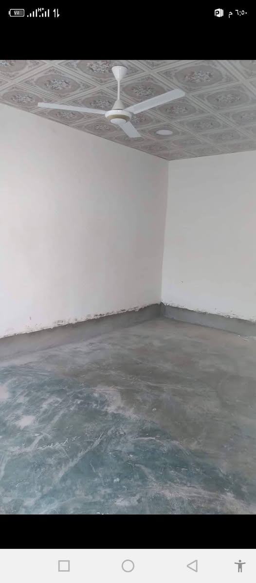 الدار للبيع 
المساحة 250
المنطقة خلف الخضر 
اول فرع يبعد عن الشارع الصب 50 متر 
سقف ثانوي 
الشراي اتصل او تعال خاص وتدلل 
***********
