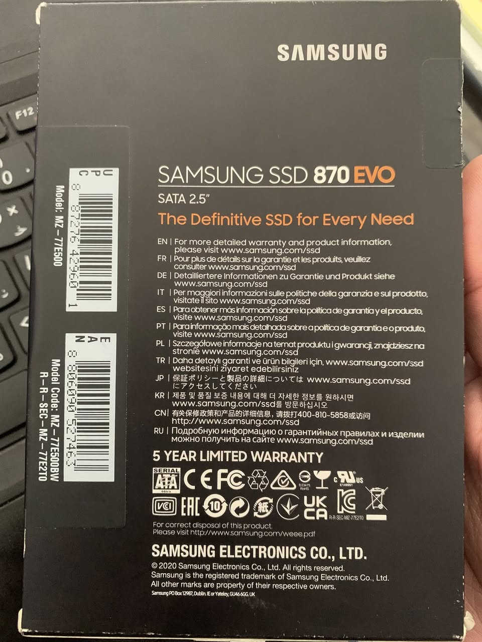 السلام عليكم
هارد اصلي اصلي مو امزون  samsung ssd 870 evo sata 500GB    2.5
     غير مستخدم فقط مفتوح من الوك بدون استخدام مكاني بغداد وموجود توصيل 
السعر 75 الف  
***********
