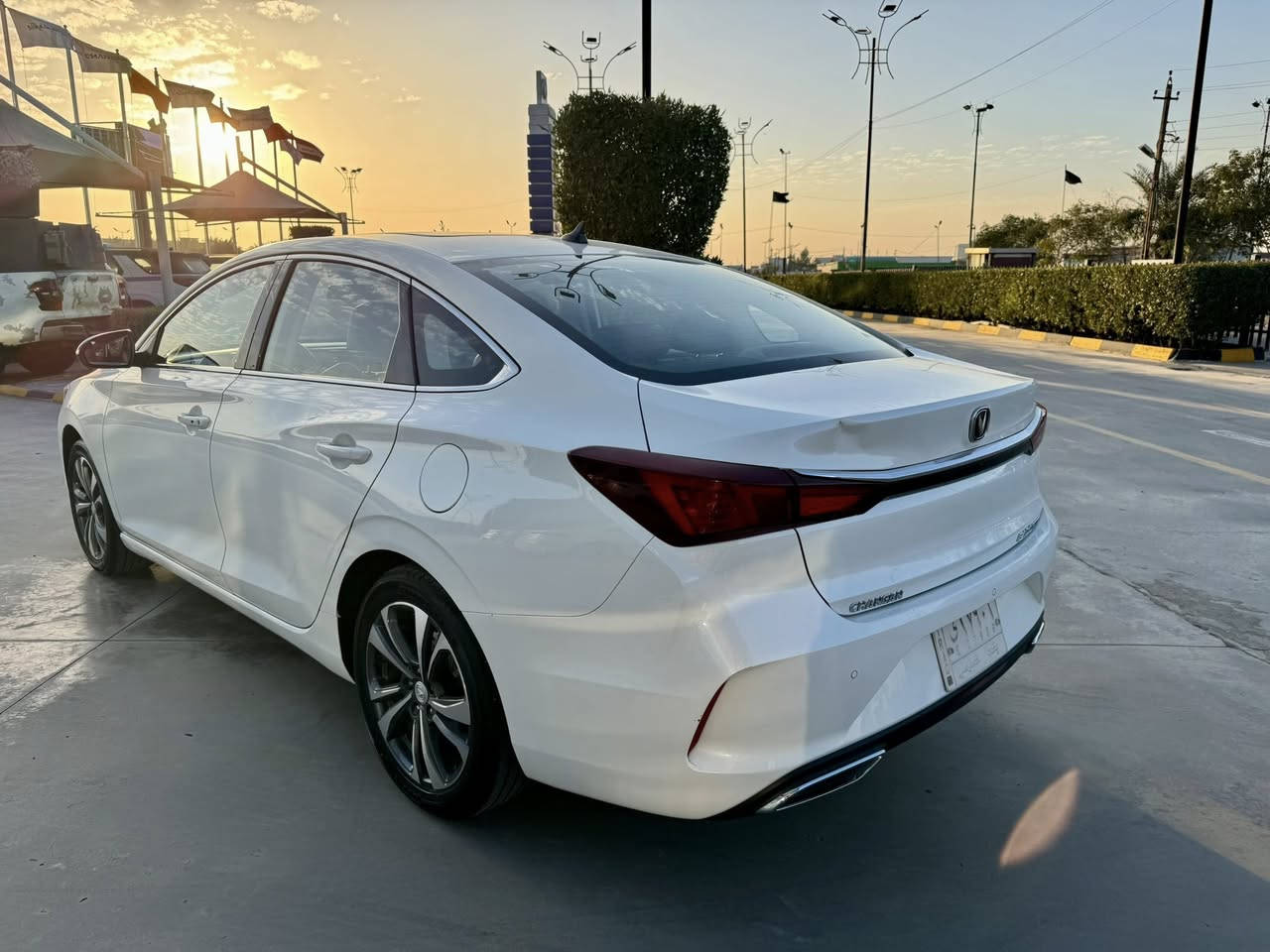 السلام عليكم شانجان ايدو بلس فول مواصفات موديل 2024مكينه 1400 تيربو يعني بانزين عادي سياره ماشيه 43 الف مكفوله من الصبغ بيهه فقط طعجات 2 موظحات بالفديو 
سعر 133 ورقه مكان السياره الدورة حي دجله 
***********
