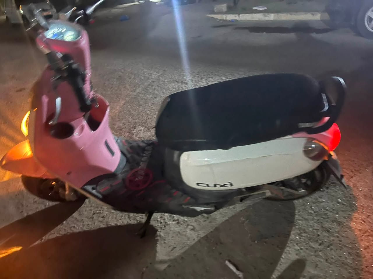 السلام عليكم دراجه شحن بوليس للبيع سعر 750 وبيهه مجال مكان بغداد محموديه حي 18 / ال استفسار  ***********
