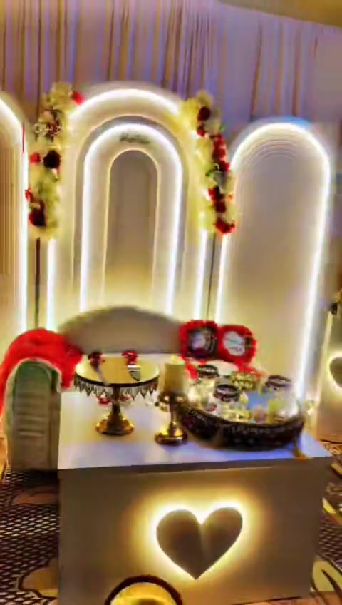 كوشات افراح ديالى🍊🍊 لتنضيم الحفلات🎊 وتاجير جنط العروس 🧳🧳
حنه🌺-مهر💍-خطوبه🎉-توديع عزوبيه 💃_اعياد الميلاد🎂-  للحجز مراسله اوالاتصال 
***********
***********
