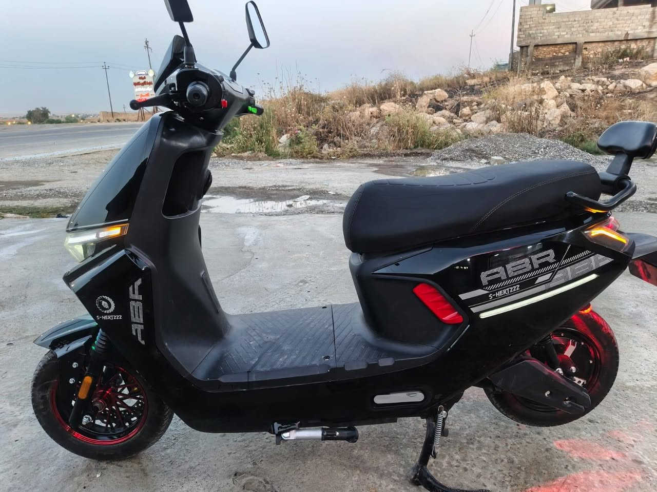 ماطور شحن للبيع
مابي اي عيب باتريات فول نضافه شرط 
كهربايات كلو فول 
لايت عالي ناصي اشاير 
سعرو 750 الف وبي مجال 
مكاني جنوب الموصل العريج 
التواصل خاص


**إذا كنت صاحب هذا الإعلان وتريد حذفه لأي سبب، رجاءا أرسل رسالة إلى الدعم الفني**