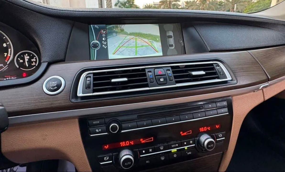 بئيم 740مؤديل2011
تازه تاخيل بوي دوبه ي 
قه پات مواسه فات ت 
سه ياره كه زوركه م رؤيشتوه 90 هه زار 
سلايت كوشن جلدكوشن هيته ر
ده رگه لارج VIPشاشه گه وره
شاشه ئلكترؤني پشتو پيش حه ساس
لايد زينؤن بيلاد زؤر مواسه فاتي تر 
سه ياره كه هه موشتكي له سه رده قي شه ريكه ي خؤيه تي ماشالله ي ده وي له جوانيو پاكي نوكه ده رزي پيوه نيه بؤهيج شتكي ئه م سه ياره مه پرسه جؤن له شه ريكه ده ري كه ي واتازه يه 
بؤنره خ كؤ منت بكه
***********
*********** دخان, السليمانية
