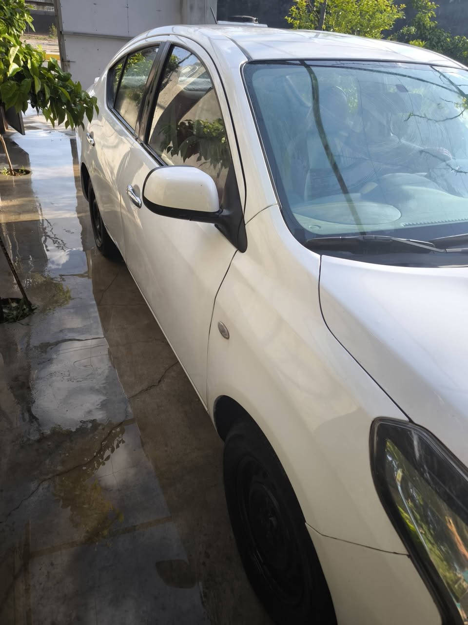 السلام عليكم صني هندي 2020 هزه جديد وبسمي بيها 3 قطع تبديل بدون دواخل وشبر تعديل صبغ يم قبق البنزين مكينه وكير مكفولات رقم انكليزي شرط التحويل سيارة جاهزه العنوان ديالى خان بني سعد *********** السعر 88 وبيها مجال
