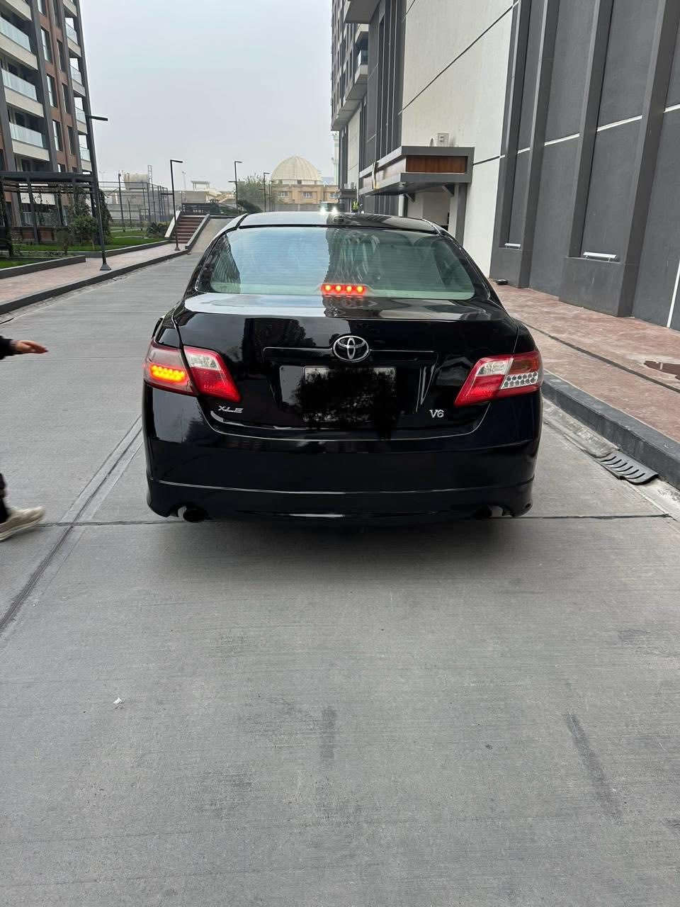 سلام عليكم 
كامري للبيع موديل 2011 
سياره فول مواصفات واحد ع واحد 
فتحه سلايت 
سياره اصل سبورت 
عدادات سبورت 
كراسي كهربائيه 
مقاعد جلد 
برده خلفيه 
شاشه لمس 
تبريد شغال خير من الله 
مكينه كير خير من الله 
مكينه 6 سلندر 
تخم تاير جديد 
سياره متجايه وصبغ عام 
هستوه مطلعيه من الصبغ 
تحويل وكاله بشرط 
السعر ٧٨ وبيه مجال حك الجيه 
عنوان /بابل مركز الحله 
للا ستفسار على الرقم او خاص ***********
بيع مراوس ترهم حسب القناعه
