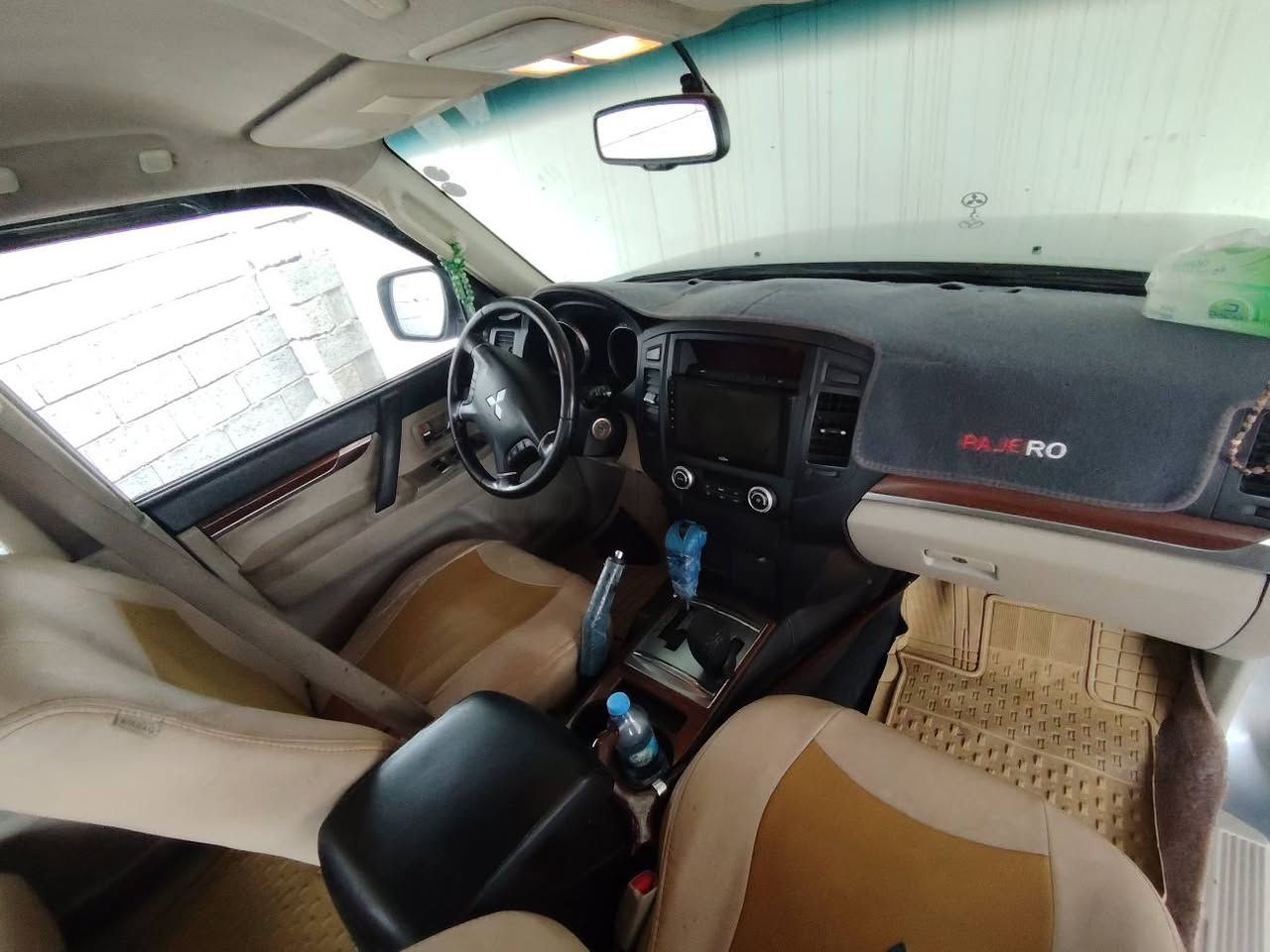 سلام عليكم سياره باجيرو موديل ٢٠٠٨ سياره كفاله عامه بدون صبغ بدون ظربه كلشي مابي بدون جلح سياره كير محرك تبريد كله شرط سياره فورويل متبت سرعه تحكم استيرن تبريد لمس مرايه شفط ايشره بل مرايه شاشه ايباد  سنويه لل ٢٠٣٠ كوبون بنزين محرك مامفتوح ٣٠٠٠ مرغوب  سياره راقم سليماني بسمي كلشي جديد بي عينوان كركوك راحيم اوه *********** سعر ١٢٨ بي مجال كركوك, العراق
