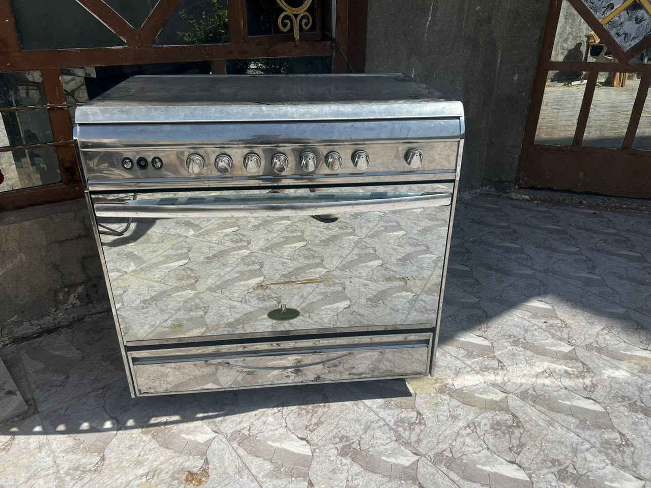 السلام عليكم طباخ درجة اولى نظيفة كلش أخو الجديد ما مستعمل اهويه شغله من كلشي نار تخبل فووول نظافه 
السعر 350 
مكاني الحله المركز


**إذا كنت صاحب هذا الإعلان وتريد حذفه لأي سبب، رجاءا أرسل رسالة إلى الدعم الفني**