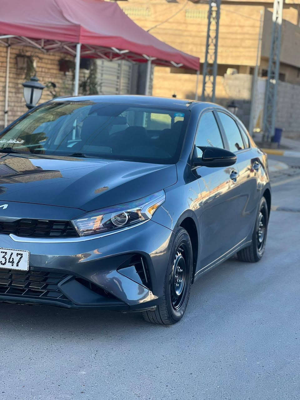 السلام عليكم
كيا فورتي موديل 2024
حادث دعامية موجود بالصور دعامية مبدله
ماشية 33 الاف كيلو
رقم بغداد للجديد 
مواصفات السيارة :- مكينة 2000 دوش ، شاشة ، كاميرا خلفية ، رادارات امامية وخلفي ، توقف ذاتي ، كروس سرعة ، قيادة ذاتية ، ، وباقي مواصفات معروفة العادية . . 
السعر / 167   وبيها مجال بسيط . 
مكان / بغداد . 
للاتصال / *********** . بغداد, العراق
