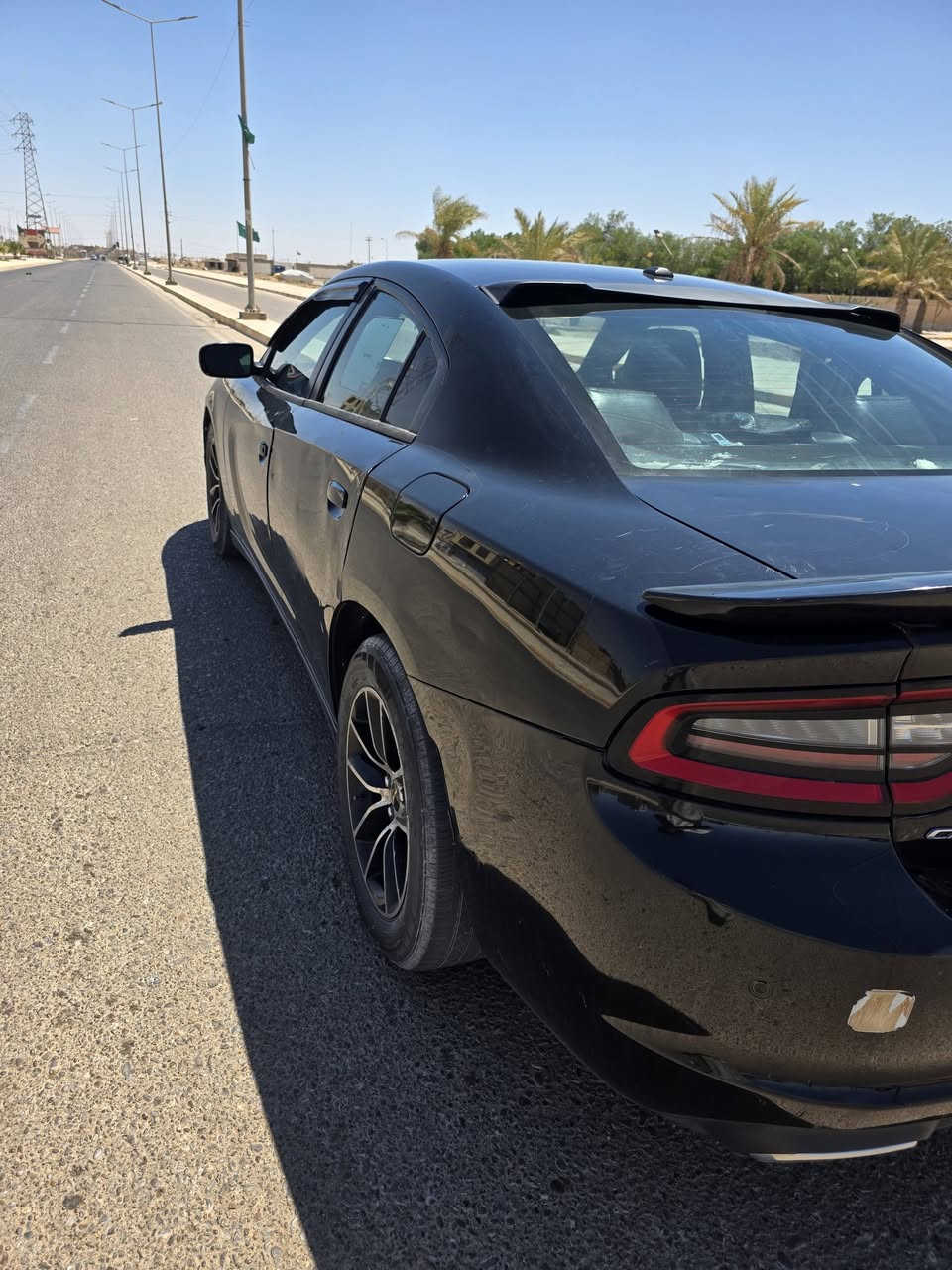 جارجر موديل 16
فئة SXT
وارد امريكي 
حادث جاملغ وبنيد 

بصمة تشغيل 
مكينة 3600
6 سلندر 
تو ويل 
جاهزة من كلشي 
سياره سليمانية باسمي 
مكاني ميسان 
***********
