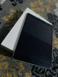 ايباد 9 للبيع  ما مبدل بي شي +شاحنه  ضمانه ويا الستفسار  07814179608 ب...