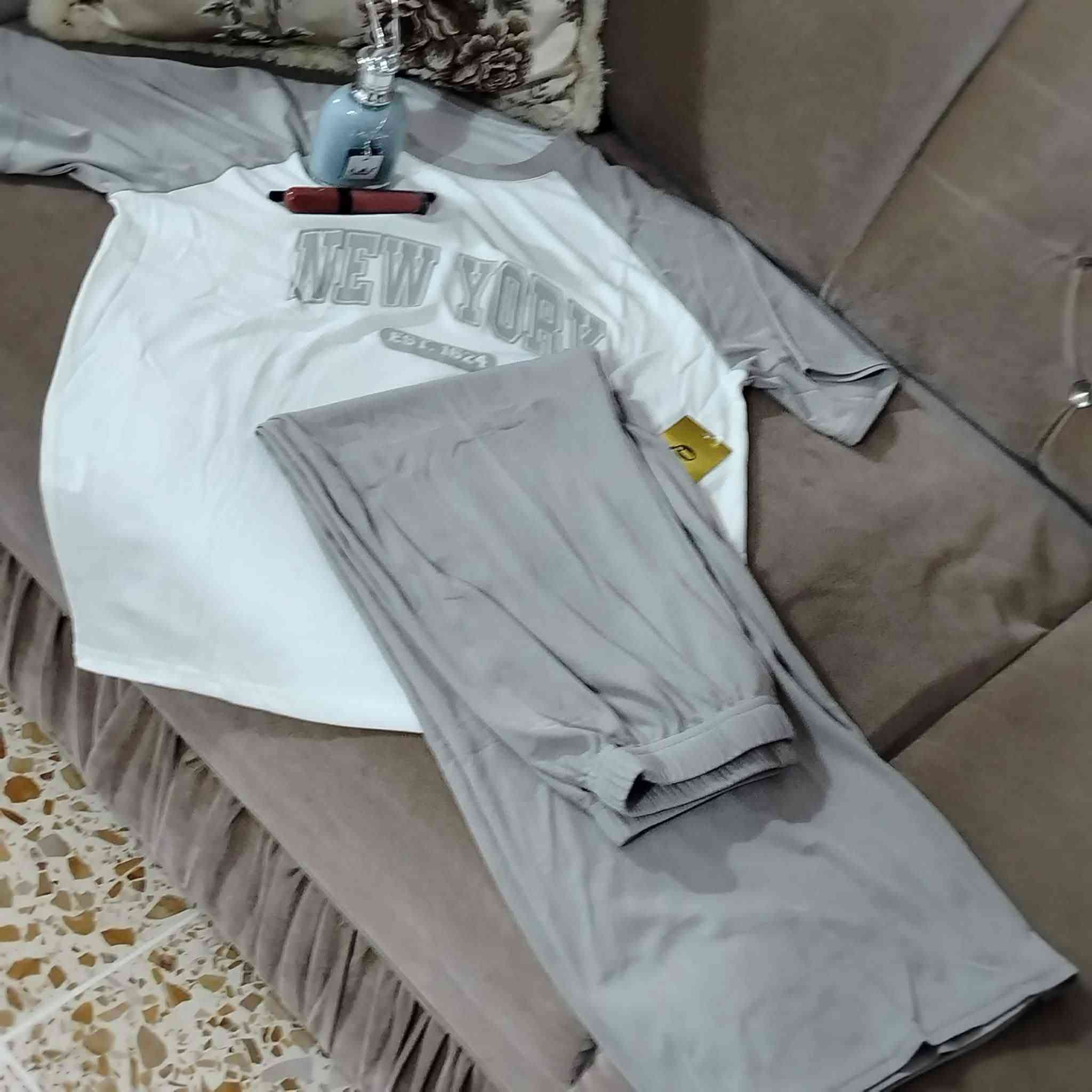 بجامه قطن بارد
القياس فري سايز 
السعر 7


**إذا كنت صاحب هذا الإعلان وتريد حذفه لأي سبب، رجاءا أرسل رسالة إلى الدعم الفني**