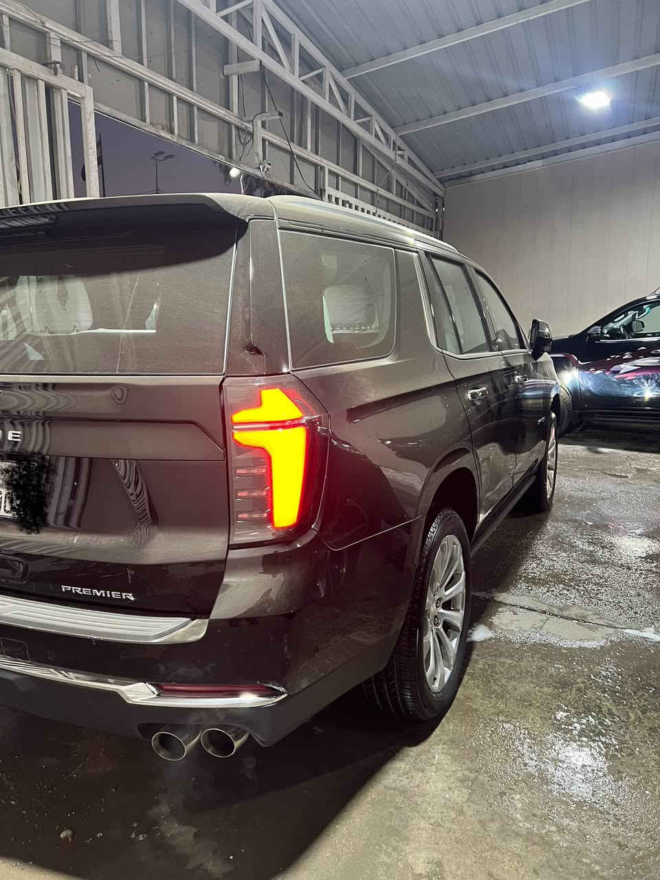 سلام عليكم 
سياره تاهو موديل 2025 
زيرو ماشيه 5 
وكالة لمنصور 
فول مواصفات برايمر
مغلفه ppf  كفاله عامه 
رقم بغداد الدولي 
مكان سياره بغداد البلديات 
رقم ***********
السعر 740 وبيه مجال
