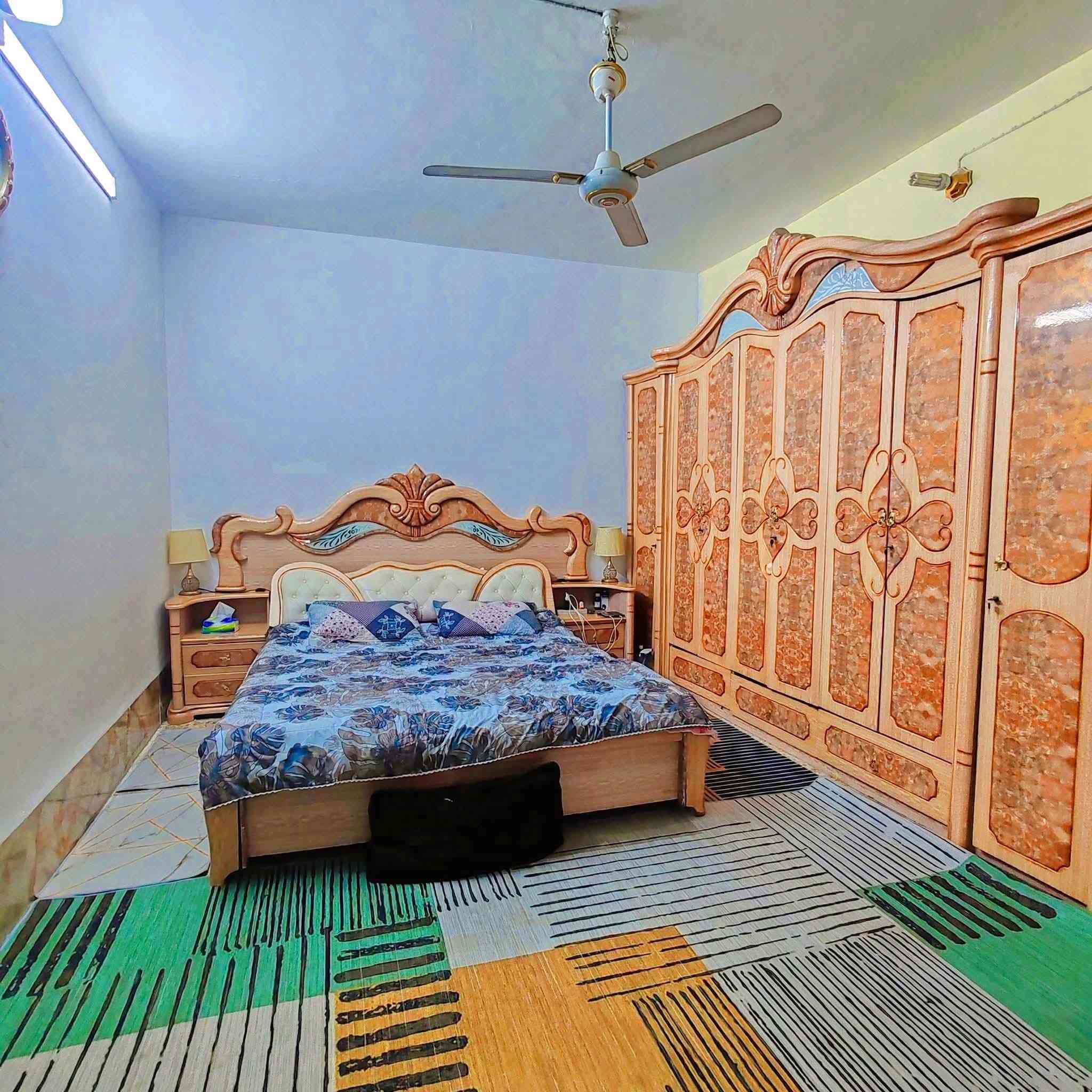 دار زراعي مداورمحكمه 157متر طابقين يحتوي على 4 غرف نوم صالتين مطبخ صحيات استقبال جاهز اساس صب كونكريت بناء بلوك عكاده  الطابق الثاني بناء فرمستون  كاشي سيراميك بورك جاهز 65مليون.  شارع المعمل  بدايه المطار القديم  شارع 12متر.  

مراجعه مكتب القمه الكوفه شارع المعمل قرب شارع المطار القديم مجاور صيدليه بلال مقابل صيدليه زحل مقابل برج الاتصال
 ***********
***********
