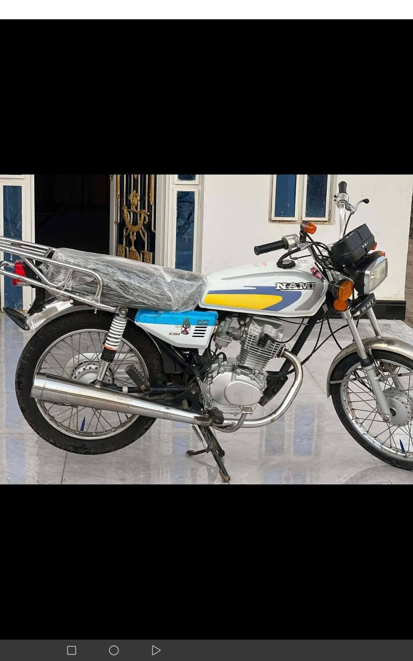 السلام عليكم
نامه 25 كلك للبيع. سعر 600 وبيهه مجال


**إذا كنت صاحب هذا الإعلان وتريد حذفه لأي سبب، رجاءا أرسل رسالة إلى الدعم الفني**