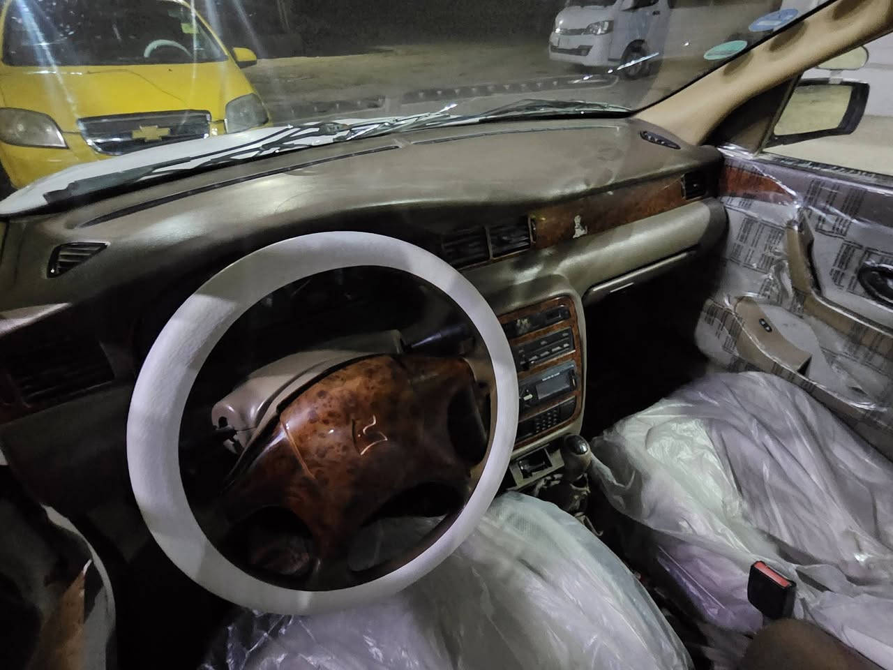 السلام عليكم ورحمة الله وبركاته
سمند موديل 10

حداديه أماميه جديده بجيس

زوج تاير أمامي ابو الخطه بجيس

داينو  سلف بخاخات ابلكات واير ابلك جديد

فيت بم قايش تايم كيس قايش دينمو بكرات قوايش  كله جديد

كمبريسر جديد باتري جديد  فيوزات جدد

كهربائيات كلها شغاله شرط

كير محرك خير من الله 

رقم كربلاء  السياره موجوده بنجف 

معروضه 32وبيه مجال 

***********
