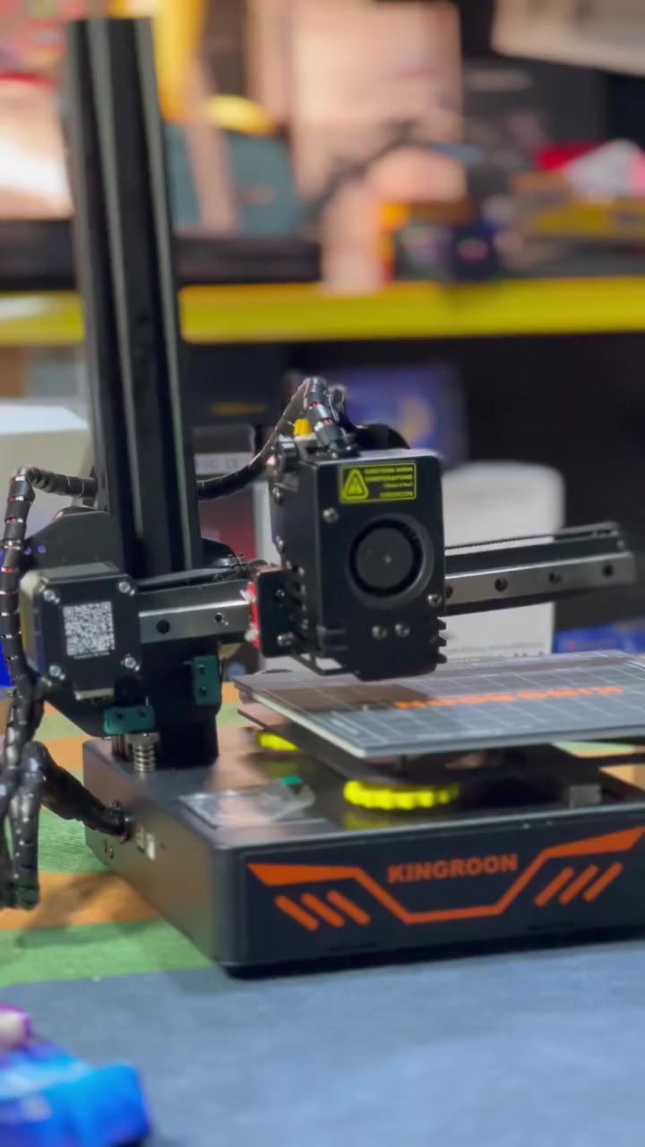 حول خيالك إلى حقيقة مع طابعة Kingroon KP3S Pro! ✨🎨
سواء كنت مهندساً، مصمماً، أو هاوياً، هذه الطابعة توفر لك الجودة الاحترافية في منزلك أو مكتبك. أداء هادئ، سرعة ممتازة، ونتائج مبهرة في كل مرة.
✨ لماذا تختارنا؟
• منتج أصلي 100%.
• دعم فني واستشارات حول الاستخدام.
• أفضل قيمة مقابل السعر.
📥 لا تتردد في التواصل معنا الآن:
واتساب أو اتصال: *********** 📞
