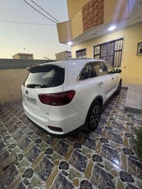 سورنتو وارد أمريكي 7راكب 6سرندر رغم بغداد الدولي ب اسمي تحويل ثاني يوم...