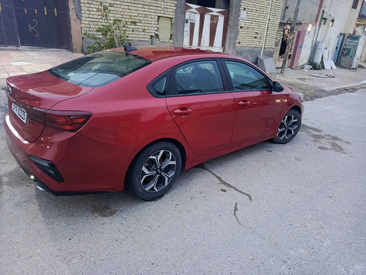 السلام عليكم
كيا فورتي 2021 
اللون احمر
محرك 2000مكفول
كير cvt ممفتوح على وضع الشركة شاد براد للكير 
ماشية 70الف ميل
حادثهة جاملغ خلفي بسيط كلش
 

السعر 138من الاخير قفل
مكان سياره كربلاء وحاليا بغداد
***********
