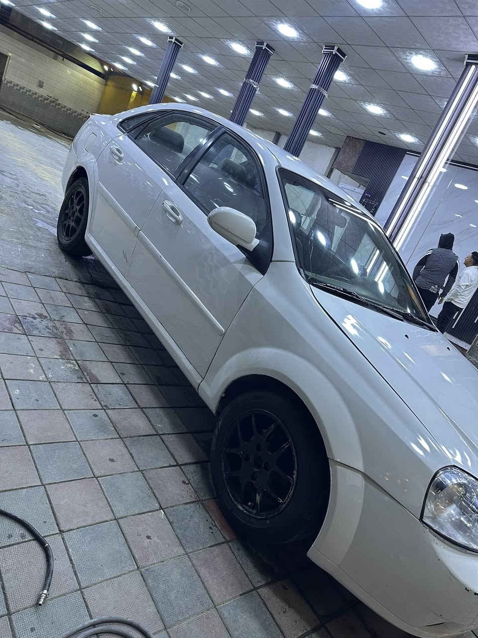 السلام عليكم
شوفرليت اوبتره 
موديل 2011
السياره نضيفه بيه حادث من الخلف 
بدون شواصي مرجعي على البارد
ما ناقصه اي شي كير ومحرك مكفولات 
شنويه بسمي تحويل ثاني يوم هزه جديده سنوه جديده
السعر 57$وبيه مجال بسيط حك جيتك 
مكاني فلوجه للتواصل ***********
