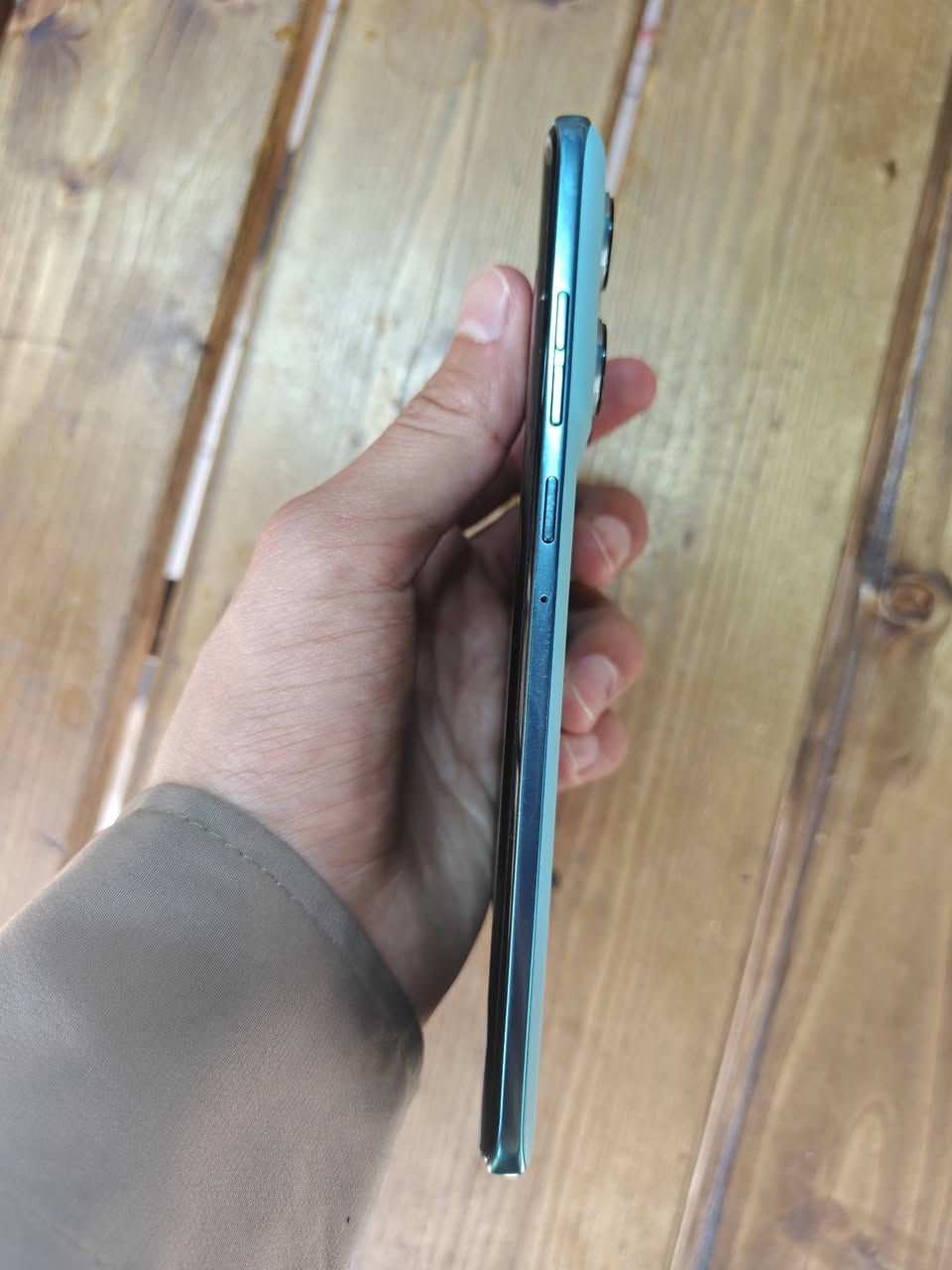 ئەو موبایلەمان هەیە بۆ فرۆشتن motorola ege 60 fusion خاوێنی ۱۰۰/۹٨ شوێن هەولێر گەیاندن هەیە نرخی ۲٨۰ هەزار قفل


**إذا كنت صاحب هذا الإعلان وتريد حذفه لأي سبب، رجاءا أرسل رسالة إلى الدعم الفني**
