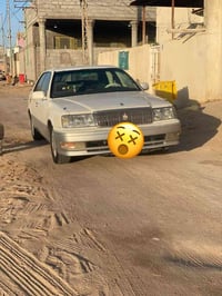 راس الثور • تويوتا كراون • سيارة نظيفة • كفالة مكينة كير • سنوية ما من...