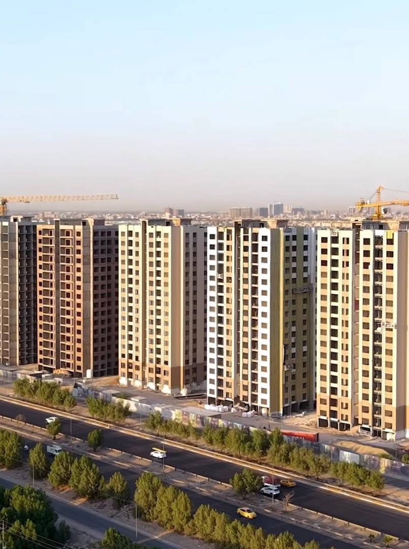 � عرض مميز داخل مجمع إمبيرور هيلز السكني 🔥
🏠 مساحة 195 و205 م²
💵 مقدم 36 مليون فقط

📆 قسط شهري 1,200,000

✨ سكن راقٍ وخدمات متكاملة
(مدرسة،روضة ،وامن على مدار الساعه ) 

22 برج سكني 
نسبة الانجاز للمرحلة الاولى 80% 

📍 الموقع: سريع حي العدل
📞 اتصل الآن واحجز وحدتك

*********** 
نسرين
