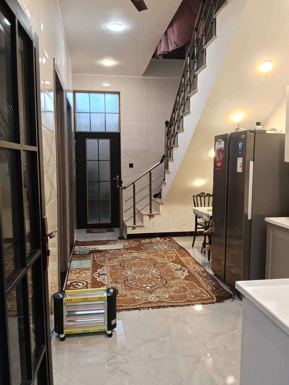 سلام عليكم بيت 75 متر زراعي سند 25 بضهر الغربي يم محطة الغسل القديمة طابق واحد كامل فول بناء حديث غرفة واستقبال ومطبخ مفتوح وصحيات الاتصال الستفسار ع رقم *********** وتساب موجود
