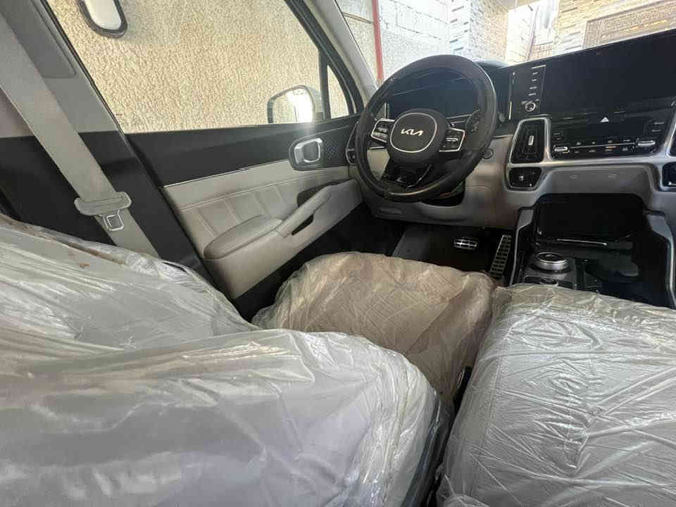 للبيع فقط ....
سورنتو 2023 رقم واسط مكفولة كفاله عامة 
مكانه بالكوت السعر 305 وبيها مجال بسيط 
***********
