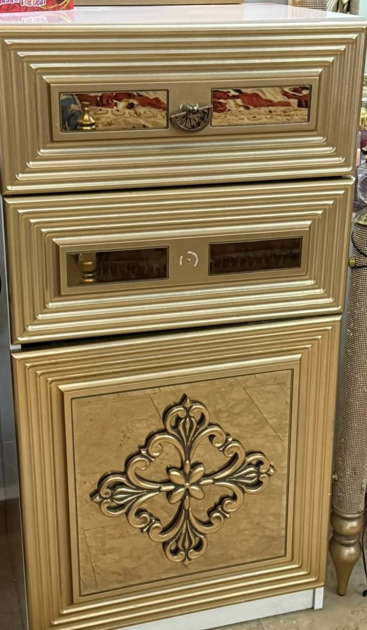 غرفه نوم تركيا للبيع 10قطع


**إذا كنت صاحب هذا الإعلان وتريد حذفه لأي سبب، رجاءا أرسل رسالة إلى الدعم الفني**