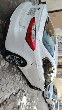 سيراتو موديل 2014 سياره بس باردات بيه بسيطه كير ومحرك مكفولات 117 وبيه...