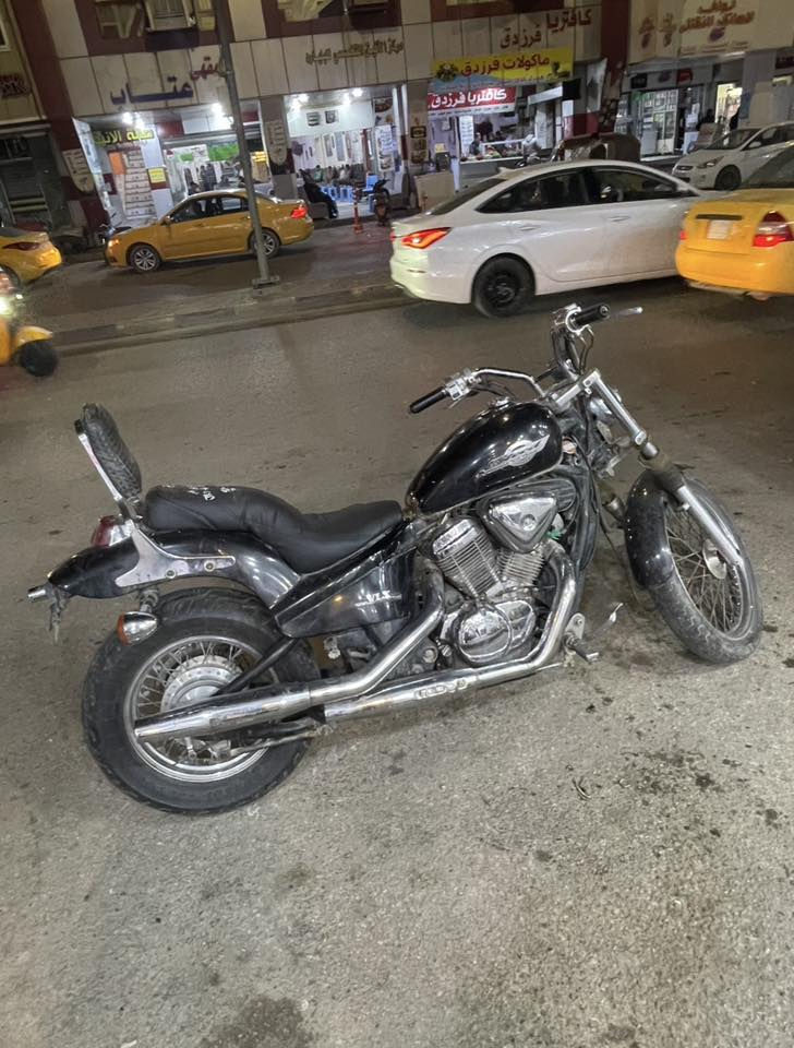 هوندا ستد 400cc للبيع محرك كير كهربائيات كفاله بيها بعض الملحظات البسيط اشاير امامي ماكو وواحد خلفي ماكو  للبيع بسعر مناسب مستعجل المكان كوت مركز المحافظه للأستفسار الاتصال ***********
