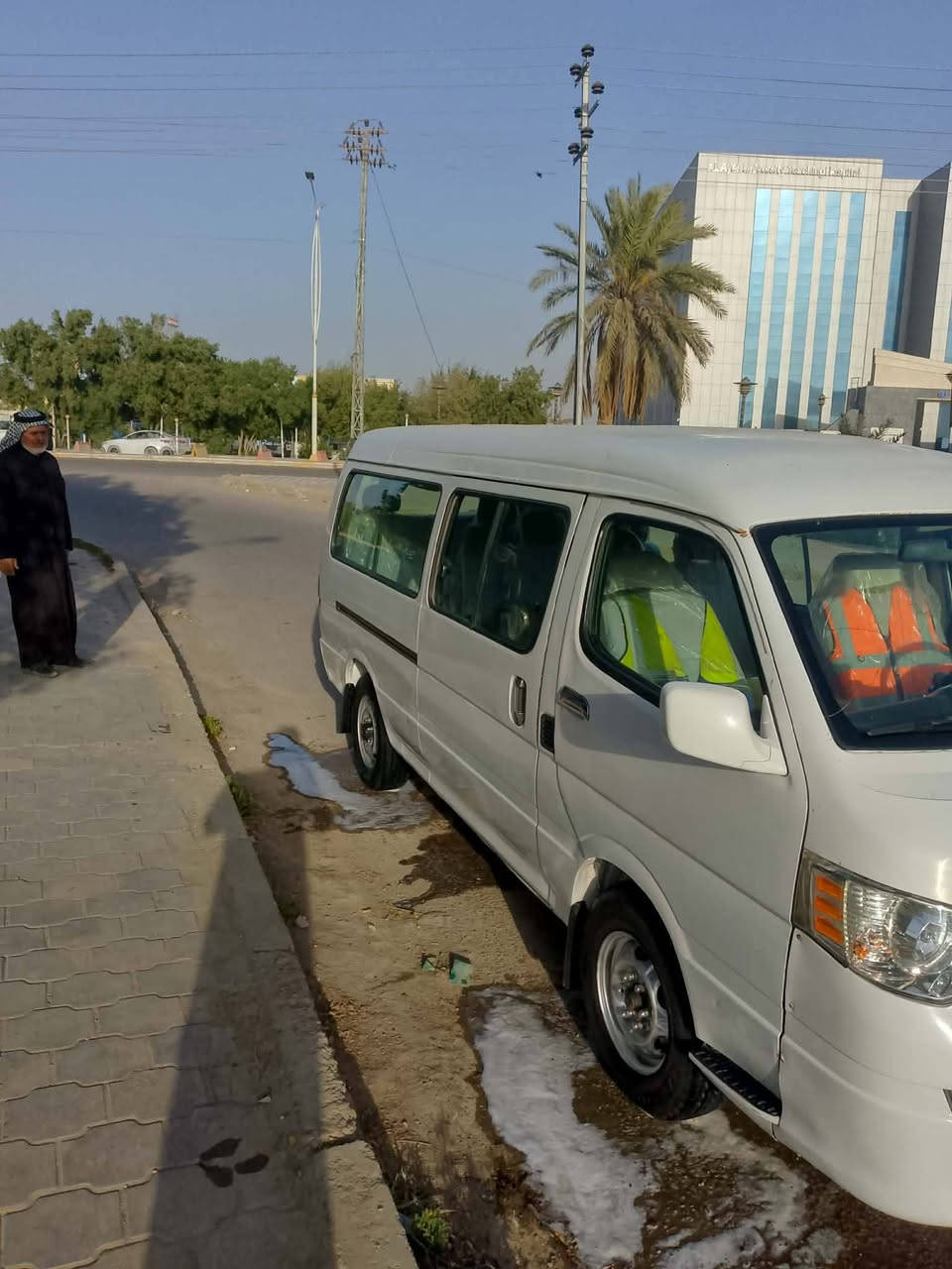 السلام عليكم جنبي 14سياره خير من الله مكينه كير حداديه اكسن كله كفاله السياره جديد وحلوه السياره موصليه الرقم*********** المكان ناصريه السياره دوشمه ويخير من الله
