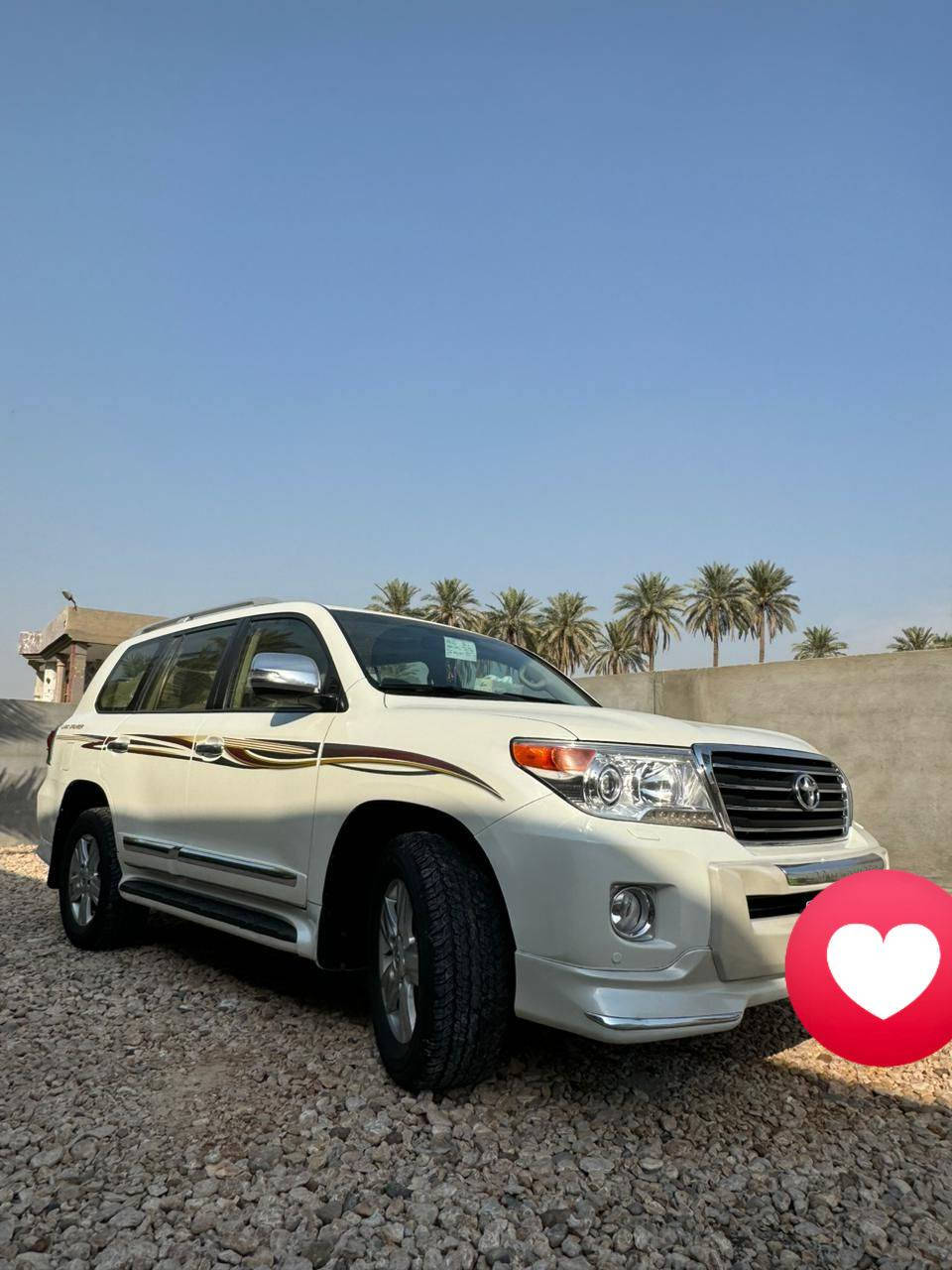 السلام عليكم ورحمة الله وبركاته لاند كروزر موديل ١٣ كفاله عامه من كلشي بسمي رقم شمالي الجديد هزه السنويه جديده لل٢٠٣٠ السياره مواصفات الساز تخم تاير جديد فول مواصفات للأخير يعني معروفه مواصفات الساز بيع او مراوس حسب القناعه *********** ***********
