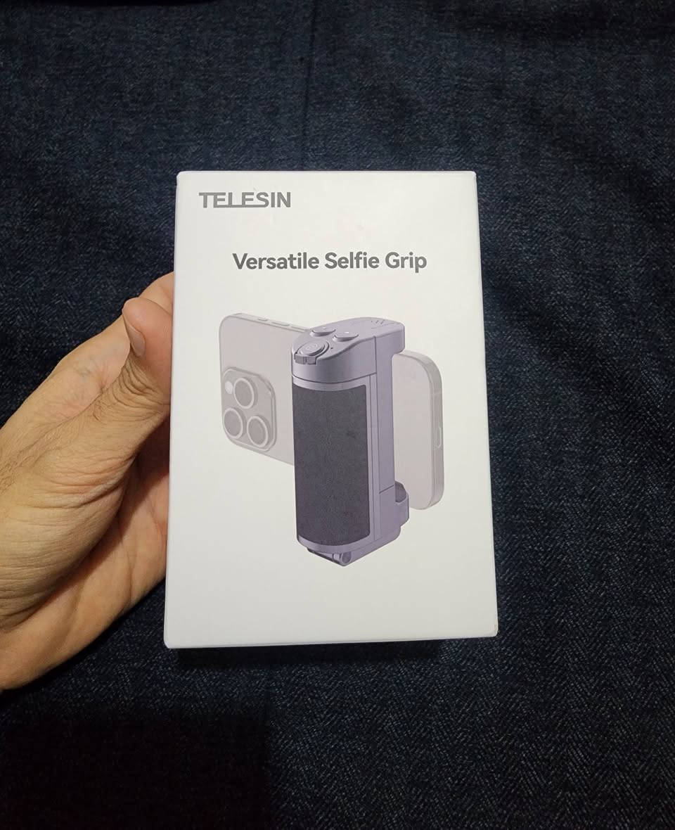 Telesin Versetile Selfie Grip

سعر: ٦٠ الف


**إذا كنت صاحب هذا الإعلان وتريد حذفه لأي سبب، رجاءا أرسل رسالة إلى الدعم الفني**