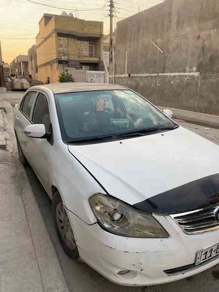 السلام عليكم بي واي دي G3 موديل ٢٠١٣ بيضاء اللون مكينه نظيفه تبريد شغال شاشه كامره حادث بيه جاملغ ايمن وشبر خشم البني ومصلح نفسه بيها بس كير يبوش رقم بغداد الألماني الجديد سنويه ٢٠٢٩  السعر ٤٠ وبيها مجال رقم الهاتف
***********
