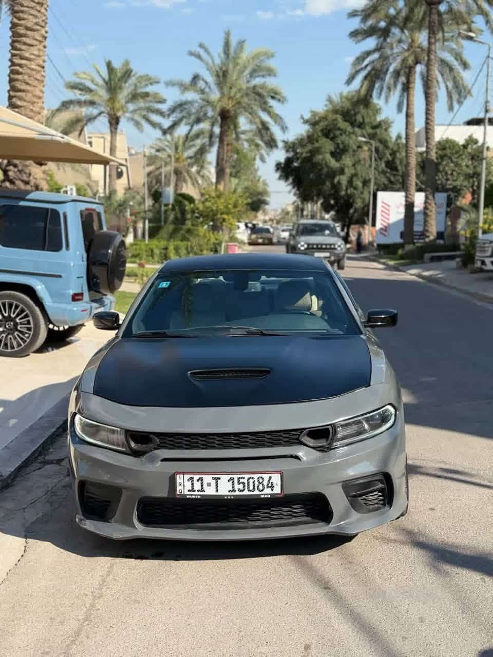 سلام عليكم جارجر 18 ارتي بيها تغير لون من رصاصي الا سبنتي فول عده الفتحه كير مكينه كفاله تخم تاير جديد صدر جديد تبريد ثلج رقم بغداد بسمي شخصين مكاني بغداد للستفسار ***********
